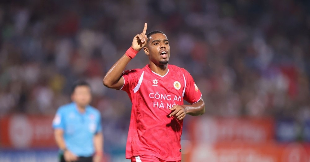 Quang Hải chói sáng, CAHN thắng trận đầu tại V-League truc tiep bong da becamex tp 2226.jpg