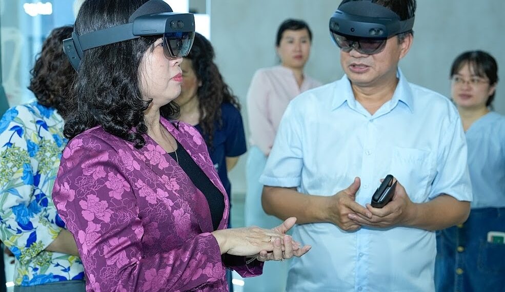 Trải nghiệm y tế thông minh tại triển lãm thành tựu đất nước 1 1756378040 1756378089 2325 1756379120.jpg