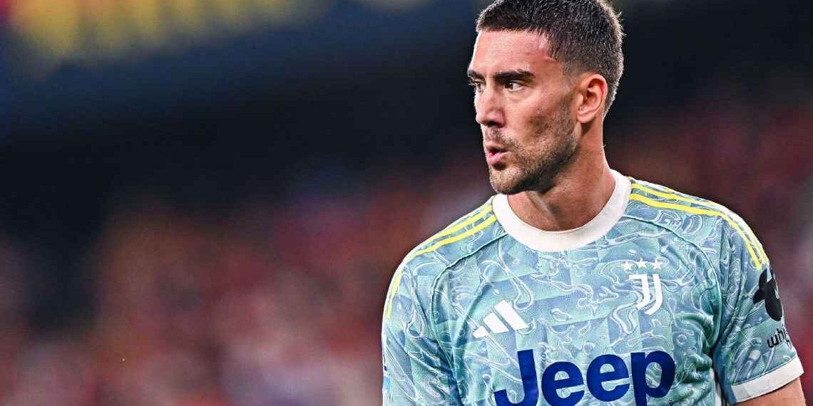 Điểm tin bóng đá tối 18/9: Vlahovic lựa chọn đầu quân cho MU hoặc Barca 1758212383 dusan vlahovic 1309065039.jpg