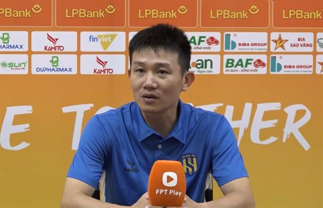HLV Phan Như Thuật rời ghế nóng SLNA sau chuỗi trận bết bát 1759104621 phan nhu thuat 2308215900.jpg