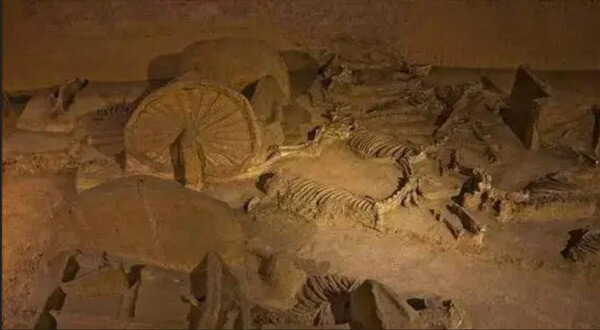 Phương pháp tìm long phân biệt huyệt địa tốt xấu 9.1 phuong phap tim long phan biet huyet dia tot xau.jpg