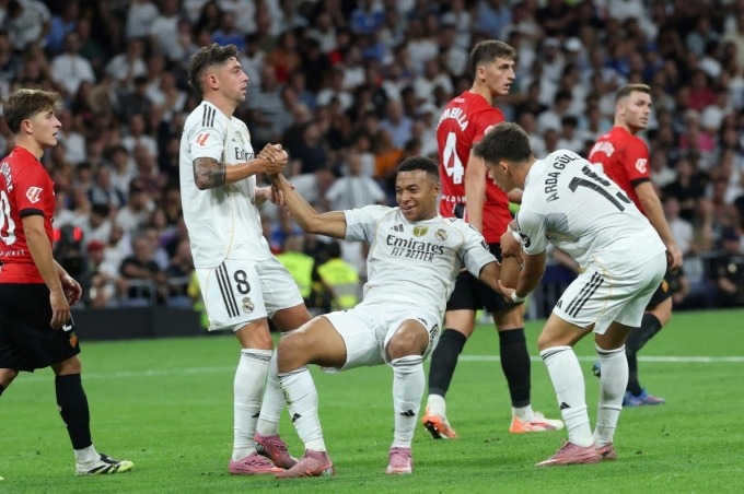 Bị VAR tước 3 bàn, Real Madrid vẫn thắng ngược Mallorca afp 20250830 72xa6vn v2 midr 1 9 3108070907.jpg