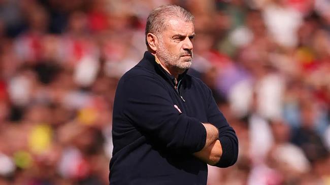 CĐV Arsenal chế giễu Postecoglou trong ngày Forest thảm bại ange postecoglou 1309211339.jpg