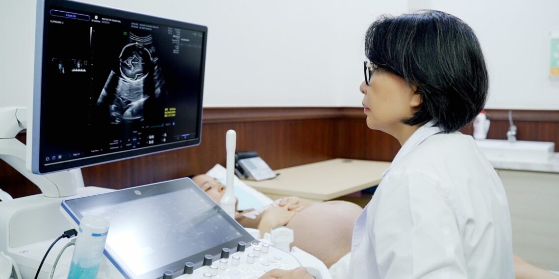 Hai bé gái chào đời khỏe mạnh nhờ can thiệp bào thai anh 2 1 1 1758099337 175810215 8092 9882 1758274056.jpg