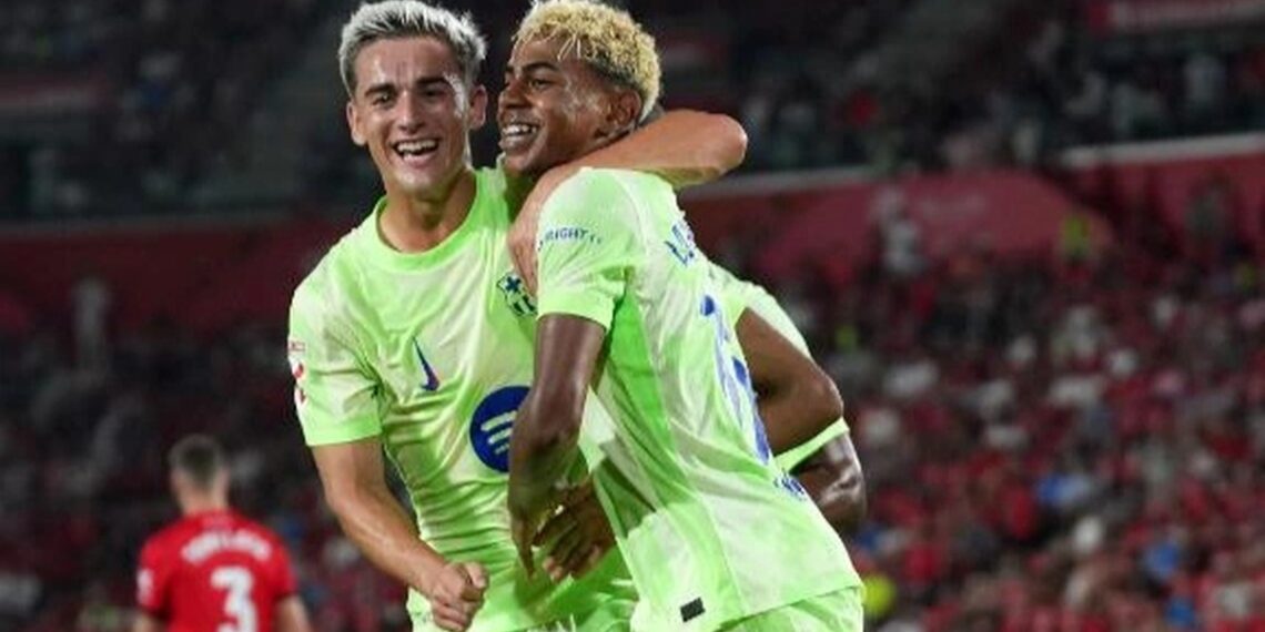 Lamine Yamal tỏa sáng giúp Barcelona ngược dòng giành chiến thắng anhchu cropped 1755988089034.jpg