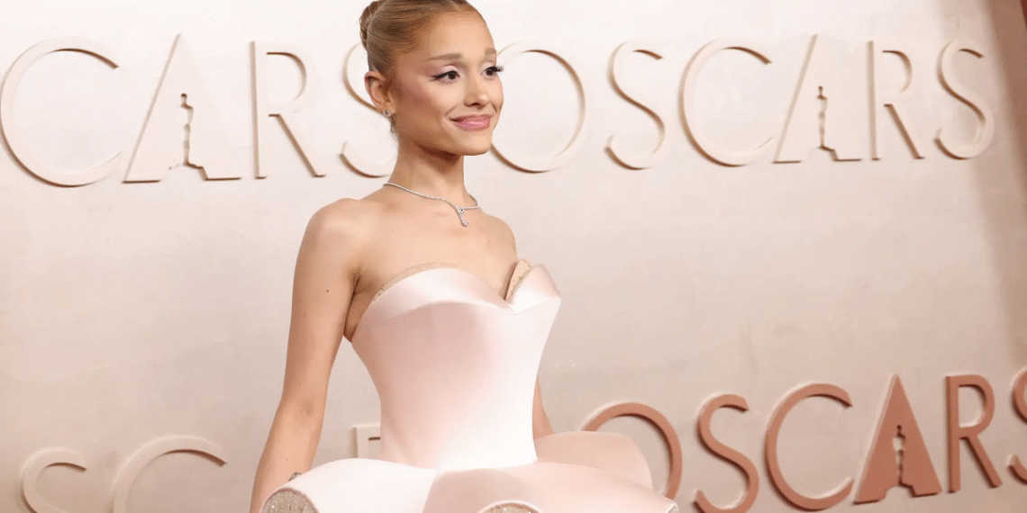 Những cô gái tiêm tan filler, tháo túi ngực ariana grande 97th oscars held 7808 6260 1752721250.png