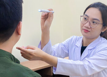 ba c hoa ng dung tha m kha m 1 7380 9615 1758006396.jpg