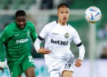 ban sao viet kieu cho clb viet nam ong bau chau au thot len kinh ngac edited cropped cropped 1753619670374.jpg