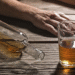Vì sao có người uống nửa chén rượu đã 'gục'? binge drinking 1731896123 9774 5484 4796 1758425108.png