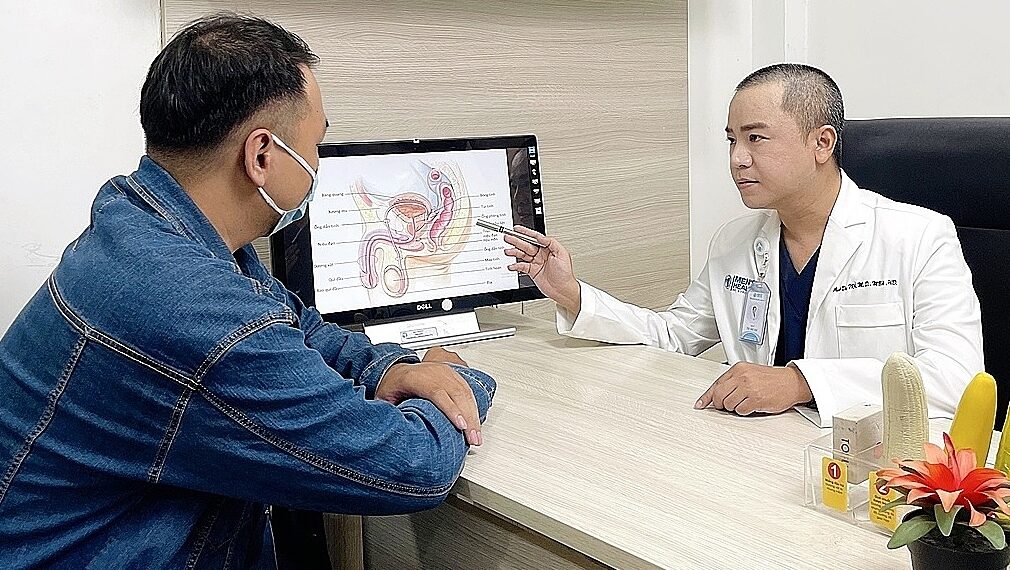 Mất hứng tình dục thật vì não bộ 'nghiện' phim sex bs duy kham benh 2 jpg 1757169 3607 7908 1757220086.jpg