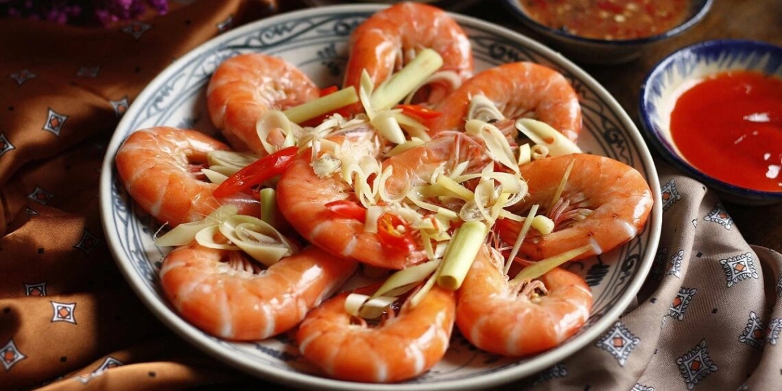 Lợi ích khi thường xuyên ăn hải sản có vỏ buoc 4 thanh pham 4 2013 17024 5204 8161 1758942963.jpg