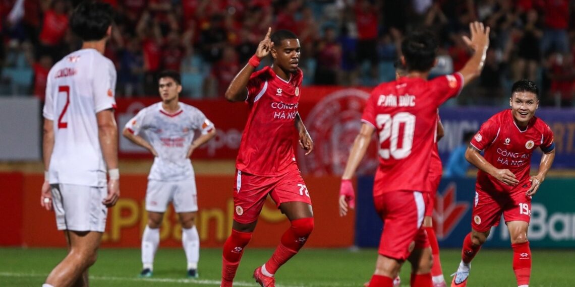 cong an ha noi fc3 cropped 1755268963881.jpg