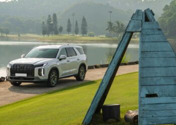 dan tri thich dong co dau thi co nen chon hyundai palisade thay vi xe khung gam roi 1 1 1 cropped 1756263632188.jpg