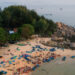 Đến làng chài triệu view, khách ngỡ ngàng vì bánh xèo 3 nghìn, hải sản siêu rẻ den lang chai trieu view khach ngo ngang vi banh xeo 3 nghin hai san sieu re 1629.jpg