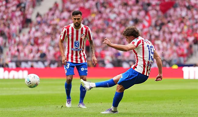 Diego Simeone choáng ngợp trước siêu phẩm của Julian Alvarez diego simeone choang ngop truoc sieu pham cua julian alvarez.jpg