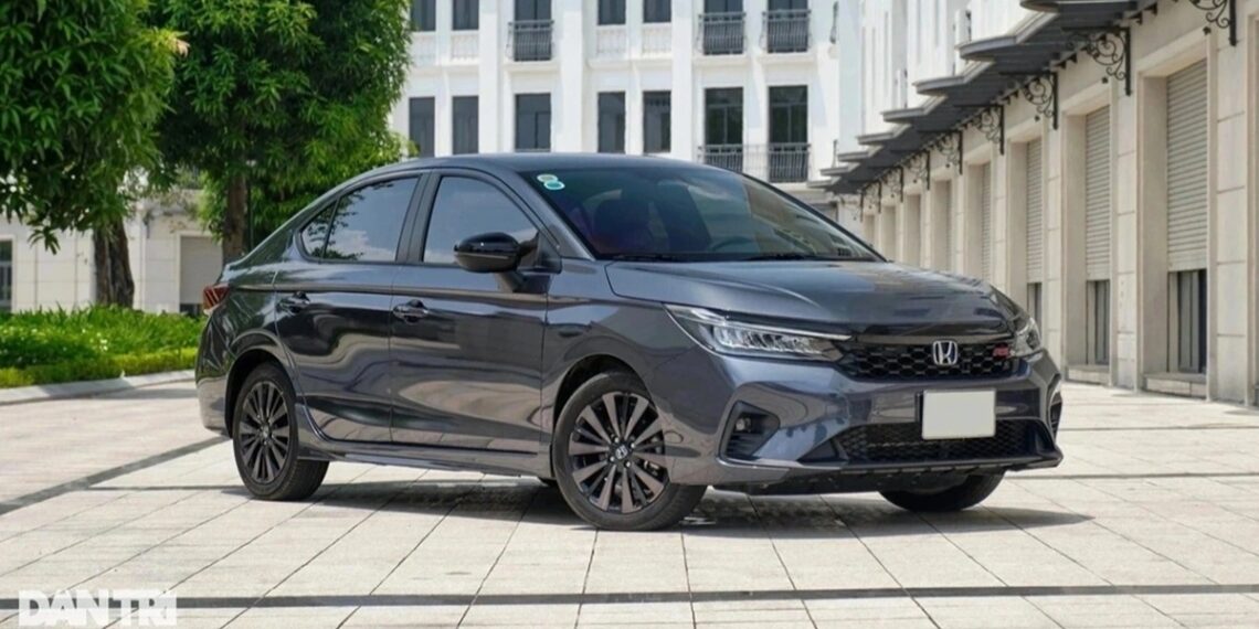 doanh so phan khuc sedan hang b thang 7 2025 anh1 cropped 1755580521693.jpg