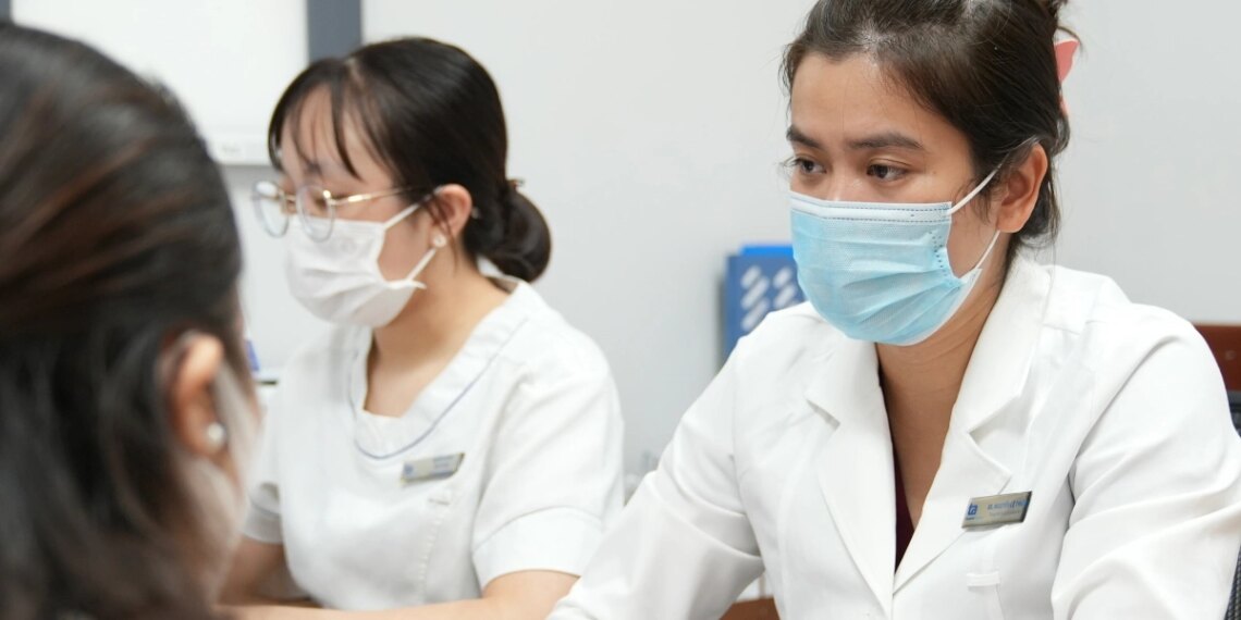 Phụ nữ mãn kinh có thể sinh con không? dsc02592 jpg 1758935568 175893 4462 7022 1758935680.jpg