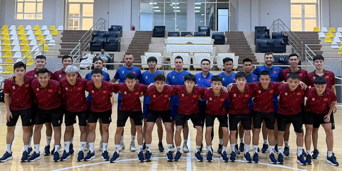 Futsal Việt Nam gặp lại người hùng World Cup dt futsal viet nam 1009221628.jpg