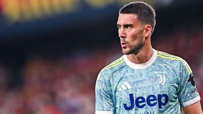 Điểm tin bóng đá sáng 13/9: Inter cân nhắc chiêu mộ tiền đạo Juventus dusan vlahovic 1309065039.jpg
