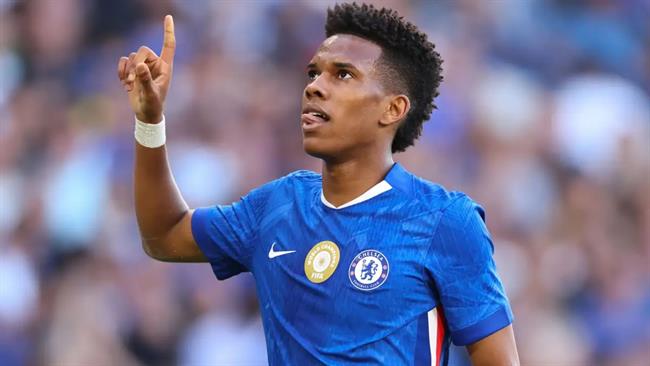 Estevao Willian: “Tôi bất ngờ vì thích nghi nhanh như vậy ở Chelsea” estevao willian 1808105520.jpg