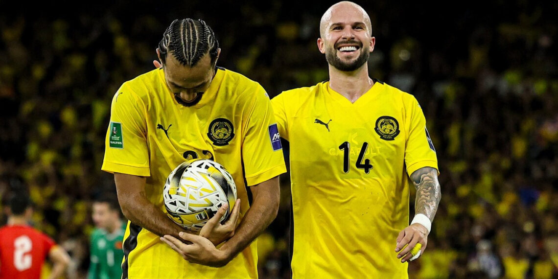 FIFA phạt nặng Malaysia: Gian lận có hệ thống đấu tuyển Việt Nam fifa phat nang malaysia gian lan co he thong dau tuyen viet nam 13.jpg