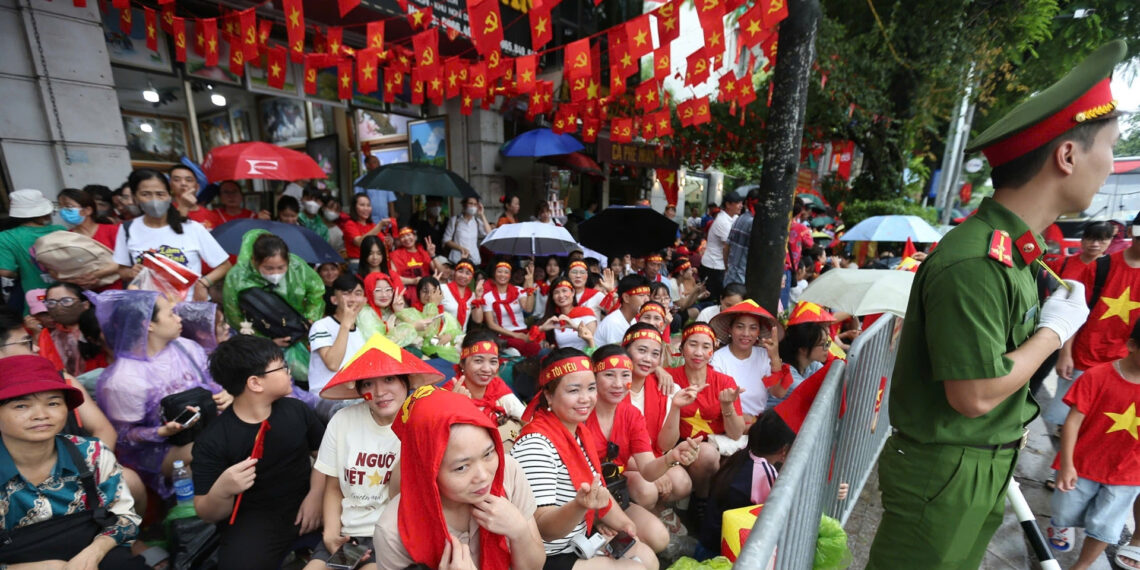 ha noi don hon 4 trieu luot khach du lich trong thang 9 2249.jpg