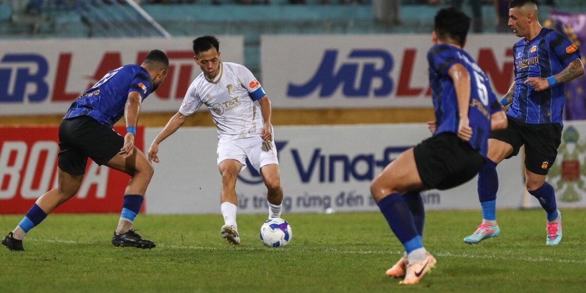 ha noi fc 3 cropped 1755961206511.jpg