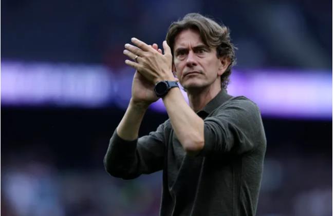 hlv thomas frank khang dinh quyet tam cua ban lanh dao tottenham.png