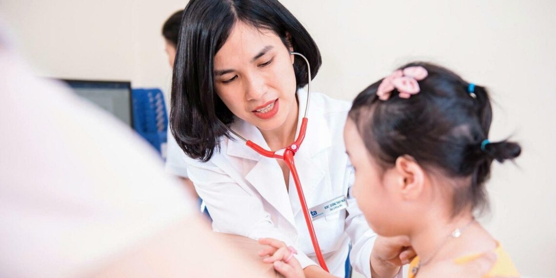 Trẻ sốt siêu vi có dễ biến chứng? image001 1756868045 2992 17568 4322 7300 1756877716.jpg