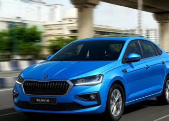 khach viet chuan bi don loat xe moi sieu hot ngay trong thang 9 470.webp.jpeg