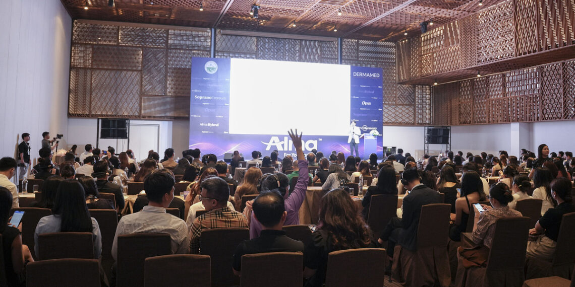 khong khi hoi nghi alma lasers 7812 5855 1752220830.jpg