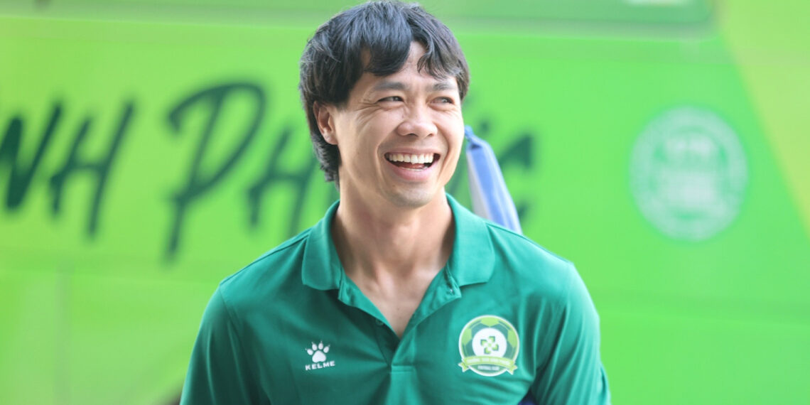 Lộ chấn thương của Công Phượng, Minh Vương muốn lên chơi V-League lo chan thuong cua cong phuong minh vuong muon len choi v league 473.jpg