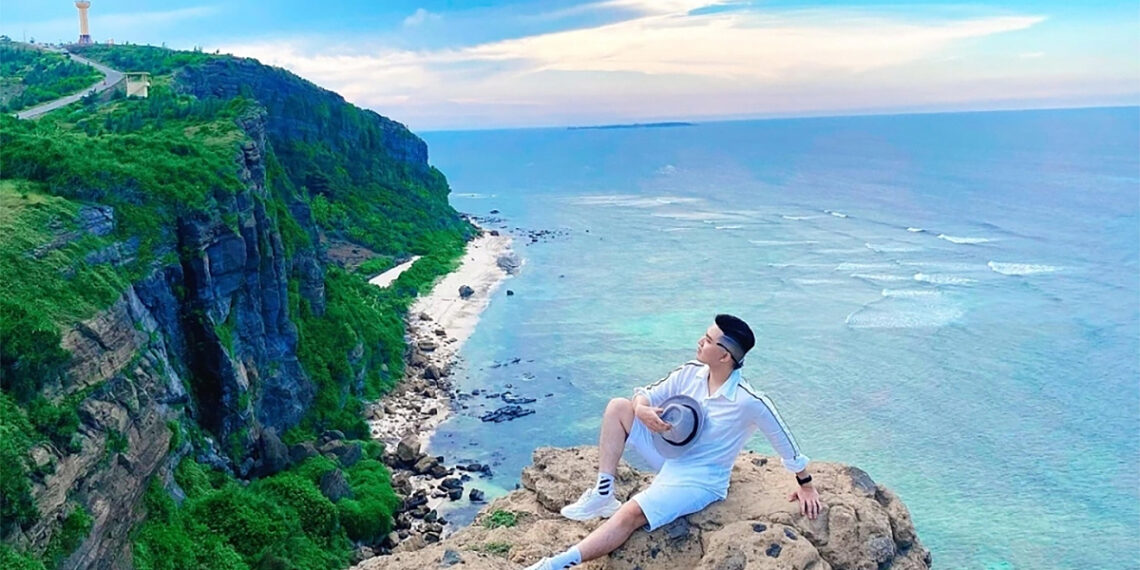 Năm tour biển đảo dưới 8 triệu đồng cho dịp 30/4 ls 1744261138 9233 1744262302 2875 1175 1744284313.jpg