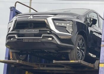 mitsubishi xpander 2025 da ve viet nam anh1 cropped 1756103242011.jpg