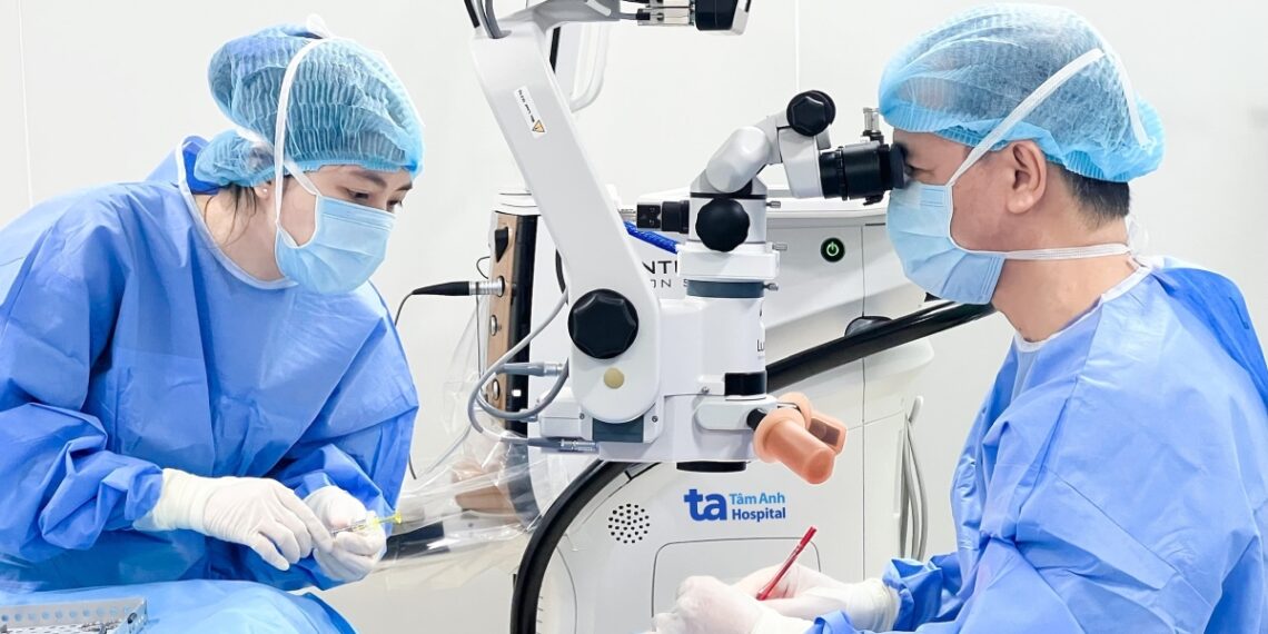 mo du c thu y tinh the co mai 9928 6518 1758724984.jpg