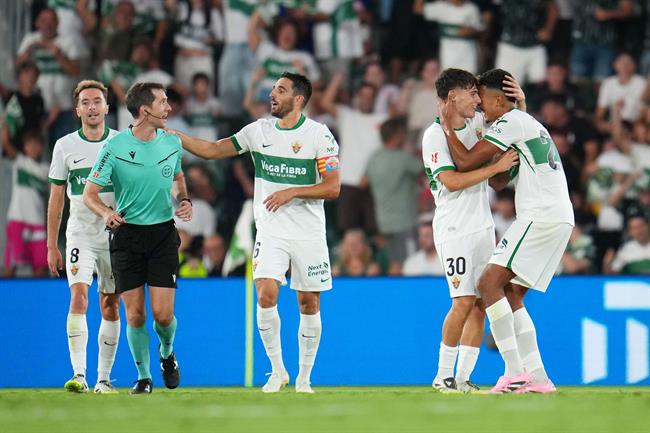 nhan dinh elche vs celta vigo 21h15 ngay 289 phong do trai nguoc.jpg