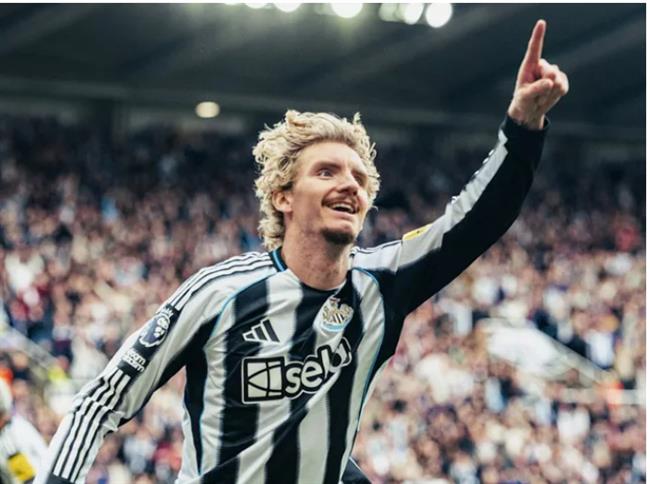 nhan dinh newcastle vs barca 2h00 ngay 199 cho mua ban thang.png