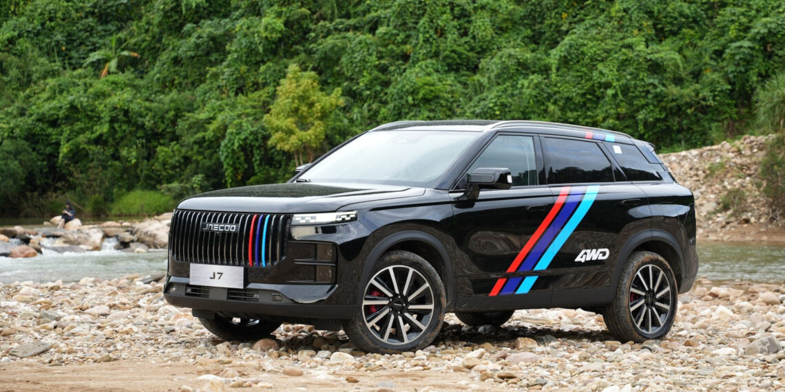 phan khuc c suv tai viet nam sap co 2 mau xe moi dong co khoe chuyen off road 1151.jpg