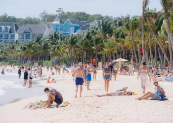 phu quo c 1756455216 175645531 7104 6353 1756455325.jpg