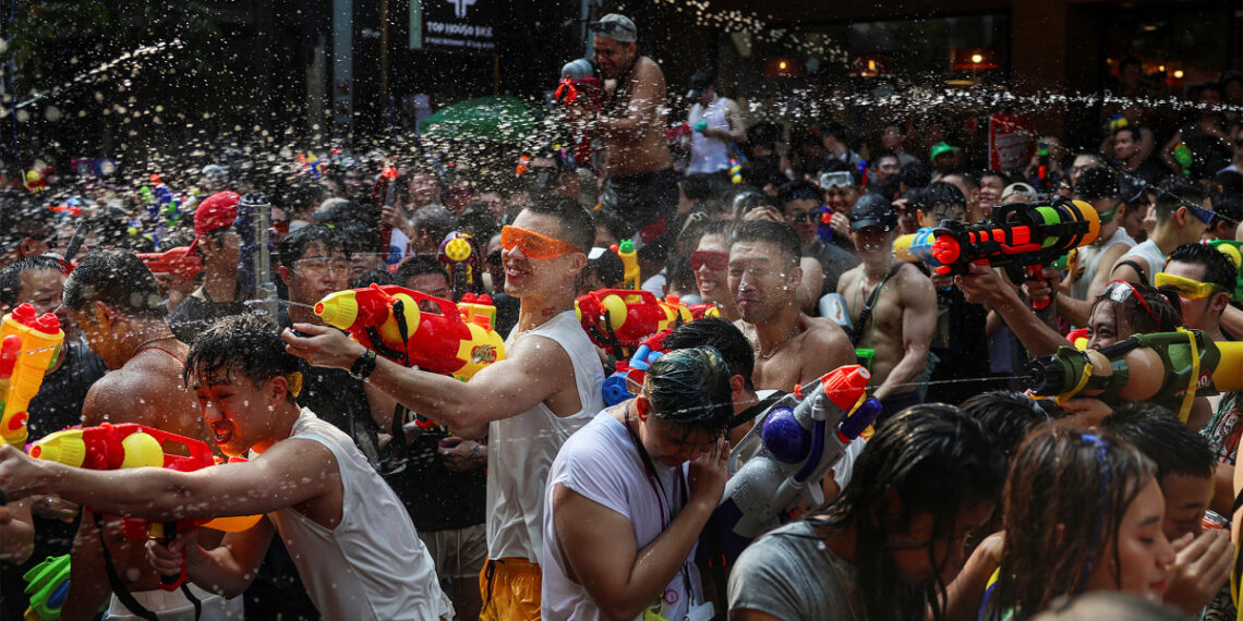 songkran2024 1744168714 174416 4038 6508 1744169337.jpg