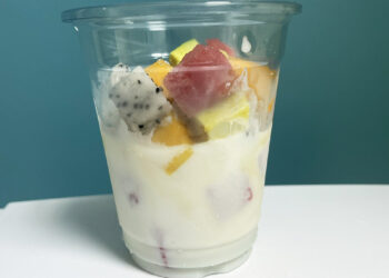 sua chua mix hoa qua 175582844 7013 7302 1755828572.jpg