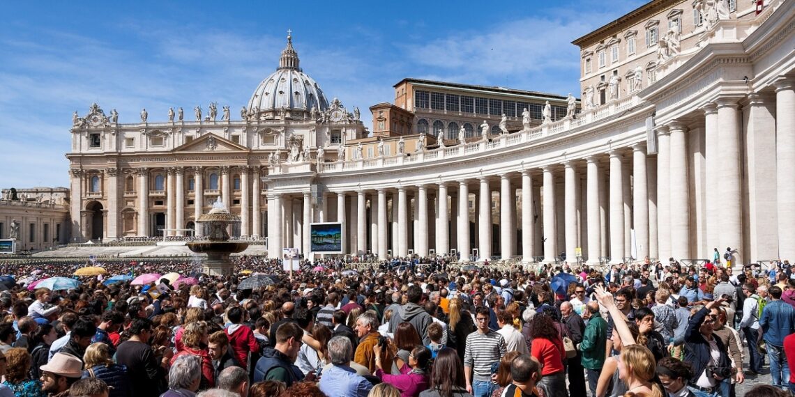 Những nơi khách đông gấp chục lần dân địa phương tai xuong 8 1755051844 1755051870 1755052434.jpg