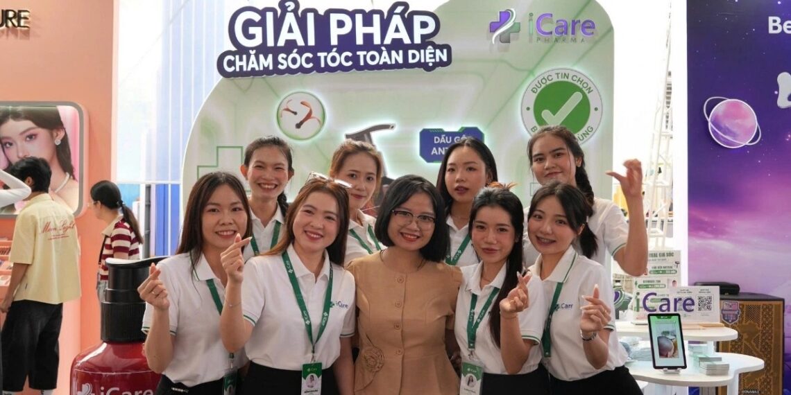 Nguy cơ gàu ngứa da đầu khi mùa lạnh đến sớm thumb cropped 1756609802453.jpg