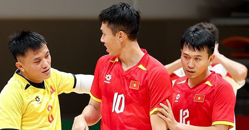 toan thang 3 tran tuyen futsal viet nam doat ve du vck chau a 1990.jpg