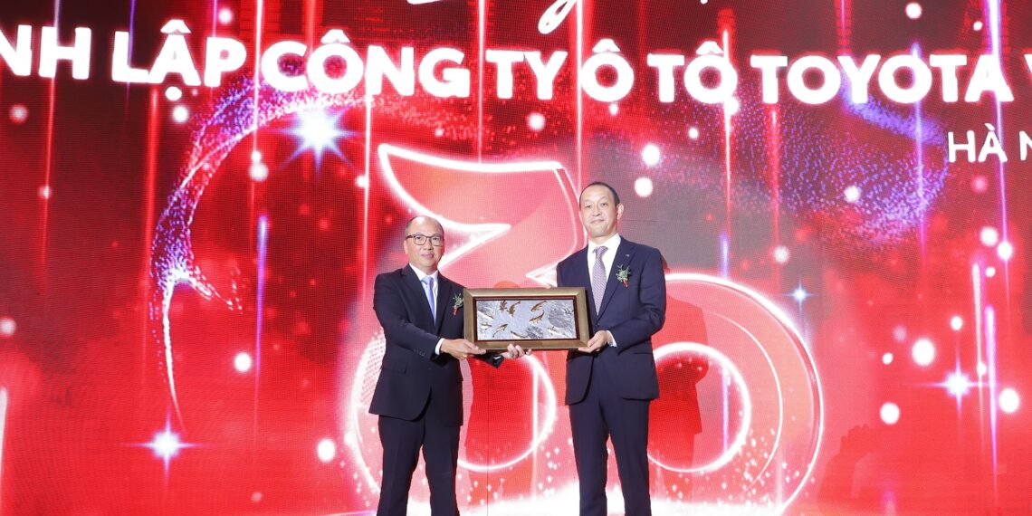 toyota viet nam jpg.12767.jpeg