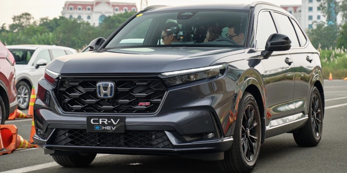 trai nghiem honda cr v ehev 2024 anh1 crop 1698279588346.jpeg