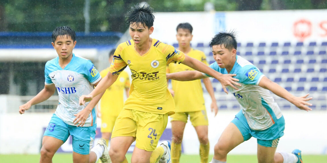 vck u17 quoc gia 2025 ha noi fc va nam dinh tranh chuc vo dich 2952.jpg