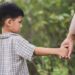 Trẻ dậy thì sớm dễ nhiễm HPV đúng không? vecteezy close up of happy mum 6935 1878 1757126698.jpg