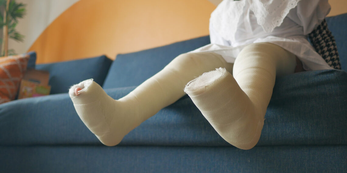 vecteezy little child with pla 3115 8793 1759142837.jpg