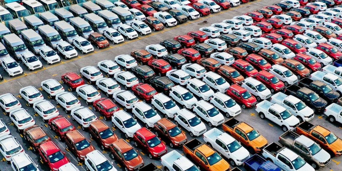 viet nam chi hon 3 ty usd nhap khau o to trong 8 thang dau nam 2025 915.jpeg